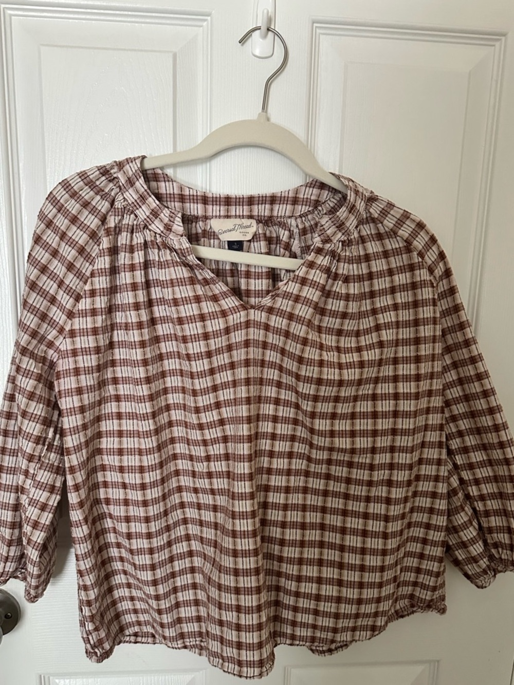 Universal Thread Brown and Cream Plaid Peasant Top